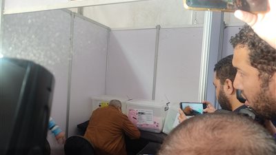 إبراهيم محلب يدلي بصوته في انتخابات المهندسين 2022 (صور)