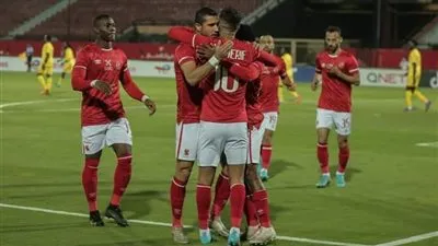 الأهلي يعبر المريخ السوداني بثلاثية درامية ويستعيد توازنه في دوري الأبطال