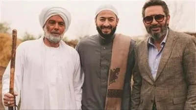 بصورة من الكواليس.. حمادة هلال يشوق جمهوره لمسلسل المداح 