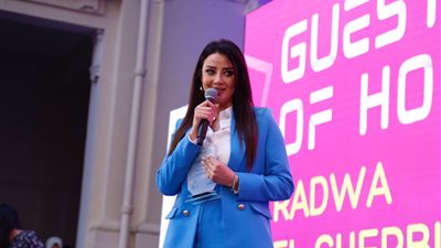 رضوى الشربيني عن تقليد أحمد السعدني لها: على قلبي زي العسل.. ومستحيل أمثل لهذا السبب (فيديو) 