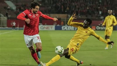 تعليق مفاجئ من نجم الأهلي السابق بعد الفوز على المريخ السوداني