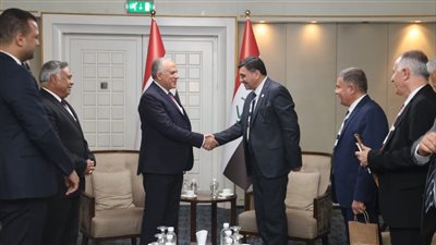 وزير الري يجري مباحثات مع وزير المياه العراقي لمتابعة التعاون الثنائي (صور)