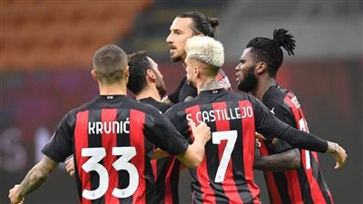 ميلان يقترب من الحفاظ على نجمه