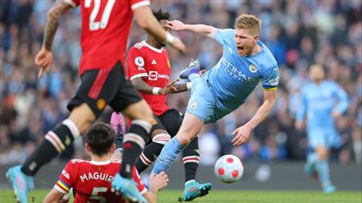 مانشستر سيتي يذل يونايتد بالأربعة ويواصل تصدره للدوري الإنجليزي