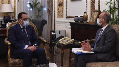 رئيس الوزراء يلتقى مدير المكتب الإقليمي لبرنامج الأمم المتحدة للمستوطنات البشرية 