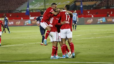 رضا عبد العال يفجر مفاجأة سارة لجماهير الأهلي 