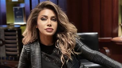 بهذه الطريقة.. نوال الزعبي تروج لكليبها الجديد 