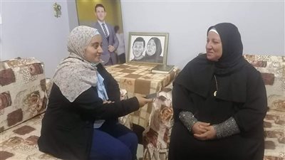 ام الشهيد عمر القاضي فخورة بأبني البطل دافع عن حبه للوطن لآخر لحظة بعمره(فيديو)