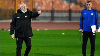 فيريرا يستقر على تشكيل الزمالك أمام الوداد 