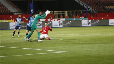 سر غياب نجم الأهلي عن مباراة بيراميدز