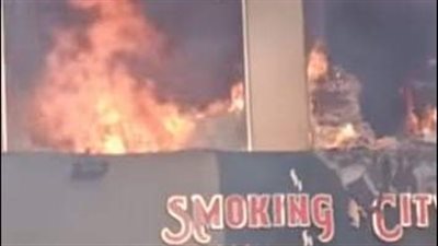 اندلاع حريق داخل مول تجاري بالشيخ زايد.. وانتقال قوات الدفاع المدني 