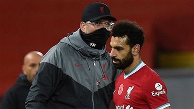 وكيل محمد صلاح يسخر من تصريحات كلوب عن تجديد العقد