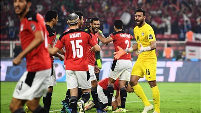 عاجل.. كيروش يُعلن القائمة النهائية لمواجهة السنغال في تصفيات كأس العالم