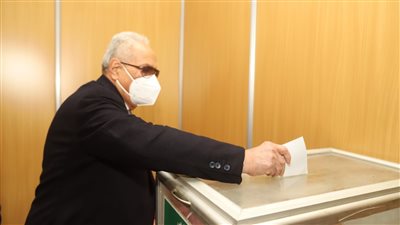 بهاء أبو شقة يهنئ عبدالسند يمامة رئيس الوفد الجديد