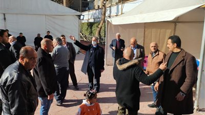 انتخابات رئاسة الوفد.. بدء توافد الوفديين على مقر الاقتراع في بولس حنا (صور)