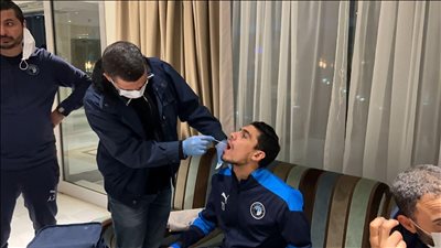 بعثة بيراميدز تخضع لمسحة طبية قبل مواجهة الصفاقسي التونسي