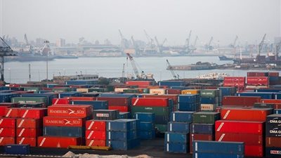 تعرف على حركة البضائع والسفن بميناء الإسكندرية خلال 48 ساعة 