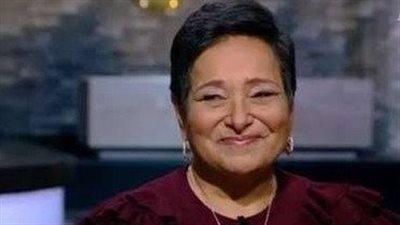 محافظ القاهرة ينعى الدكتورة أنيسة حسونة