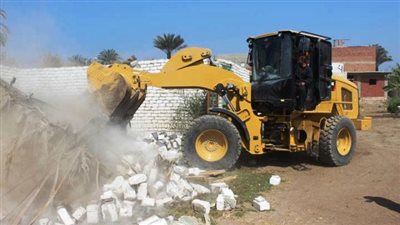 إزالة 530 حالة تعدٍ بالبناء المخالف في بني سويف