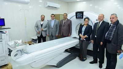 جامعة سوهاج تبحث التعاون والتوأمة في المجال الطبي مع 