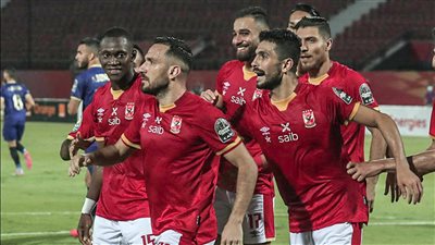 نجم الأهلي المعار يقترب من العودة 