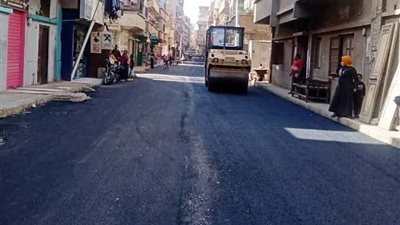 بتكلفة 2.5 مليون جنيه.. رصف 3 شوارع بمدينة أخميم في سوهاج