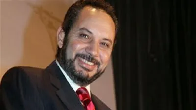 بعد أزمة البوستر.. كمال أبو رية يعود لـ مسلسل 