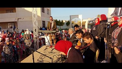 موسيقى عربية وفعاليات ثقافية وفنية في اليوم الثاني لقافلة قرية 