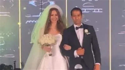 هكذا هنأت دنيا سمير غانم الإعلامية هند رضا بحفل زفافها