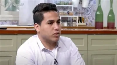 طالب بمشروع 