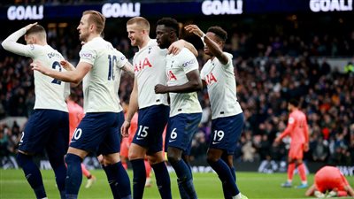 الإصابة تنهي موسم نجم توتنهام