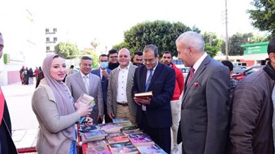 3000 كتاب في معرض لطلاب من أجل مصر بجامعة سوهاج