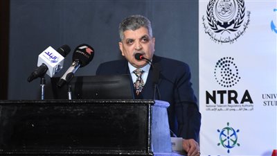 الفريق أسامة ربيع: قناة السويس أقصر وأهم شريان ملاحي دولي