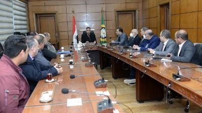 محافظ الدقهلية يجتمع بمستثمري جمصة لتناول استعدادات المنطقة الصناعية لزيارة مرتقبة
