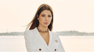 بالأبيض.. نانسي عجرم تخطف الأنظار في أحدث ظهور لها