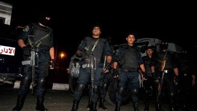 الجاني أمطرهم بالرصاص| قطعة أرض سر مقتل 3 أشخاص بالعياط.. والأمن يكثف تواجده 