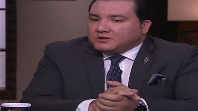 أستاذ اقتصاد: قرارات البنك المركزي ضرورية لحماية المواطن والسوق المصري 