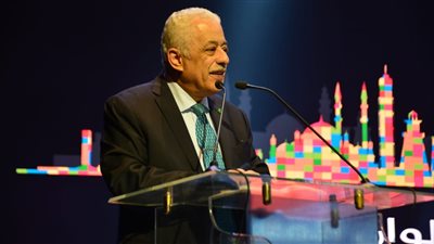 وزير التعليم يعتمد جداول امتحانات الدبلومات الفنية للعام الدراسى 2021/2022