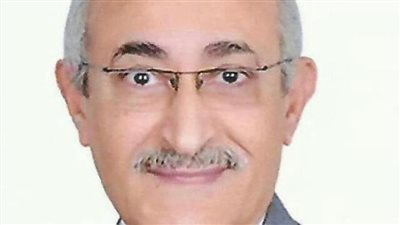 وزيرة الثقافة تنعي الدكتور سميح شعلان العميد الاسبق للمعهد العالى للفنون الشعبية