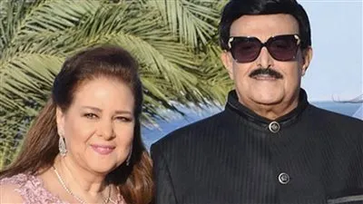 سمير غانم ودلال عبدالعزيز أبطال إعلان جديد