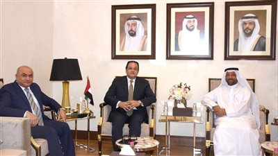 علاء عابد يلتقي رئيس مجلس إدارة الغرفة التجارية بالشارقة في الإمارات