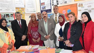 محافظ أسوان: مكافأة 100 ألف جنيه للمشاركين في ختام معرض الأنشطة التربوية (صور)