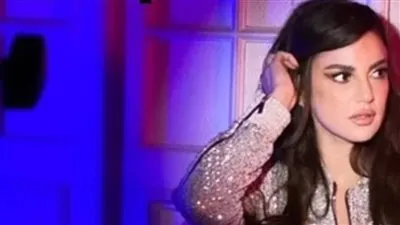 درة تخطف الأنظار بمكياج جذاب