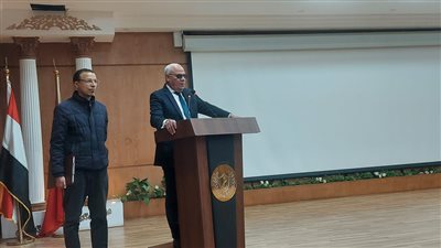 محافظ بورسعيد يلتقي وكلاء الإدارات الجدد بديوان عام المحافظة 