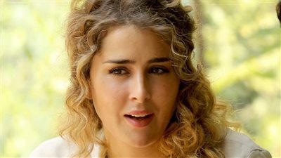 عائشة بن أحمد لجمهورها: 