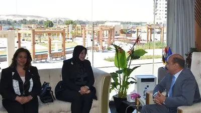 تفاصيل لقاء مساعد وزير التعليم بمحافظ أسوان 