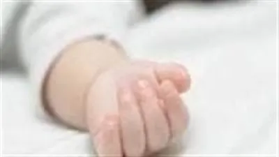 وضعت لها أقراصا في اللبن.. سيدة تقتل رضيعتها في بولاق الدكرور 