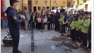 الحماية المدنية تستقبل زيارة لعدد من تلاميذ إحدى المدارس بالأقصر 