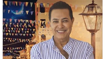 بهذه الطريقة.. حكيم يستعد لاستقبال رمضان