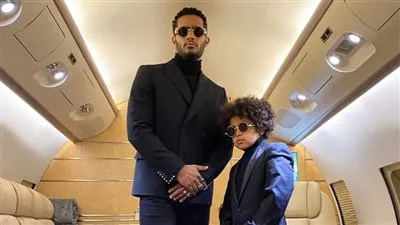 برفقة ابنه.. محمد رمضان يروج لحفلته في افتتاح فورميلا 1 بجدة